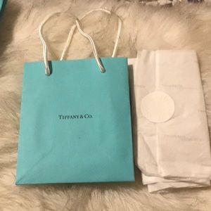 Tiffany & co bag and tissue